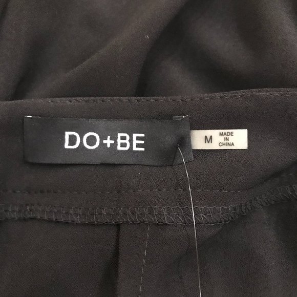 NWT RARE DO+BE Black High Front Slit Wide Leg Pant - Size Medium - Picture 5 of 7